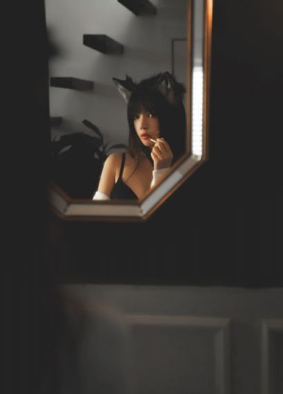 头像女霸气冷酷欧美_BD英语最新电影在线观看